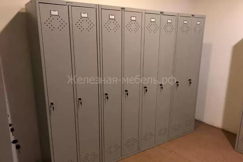 Гардеробные шкафы для раздевалки на предприятии г. Челябинск